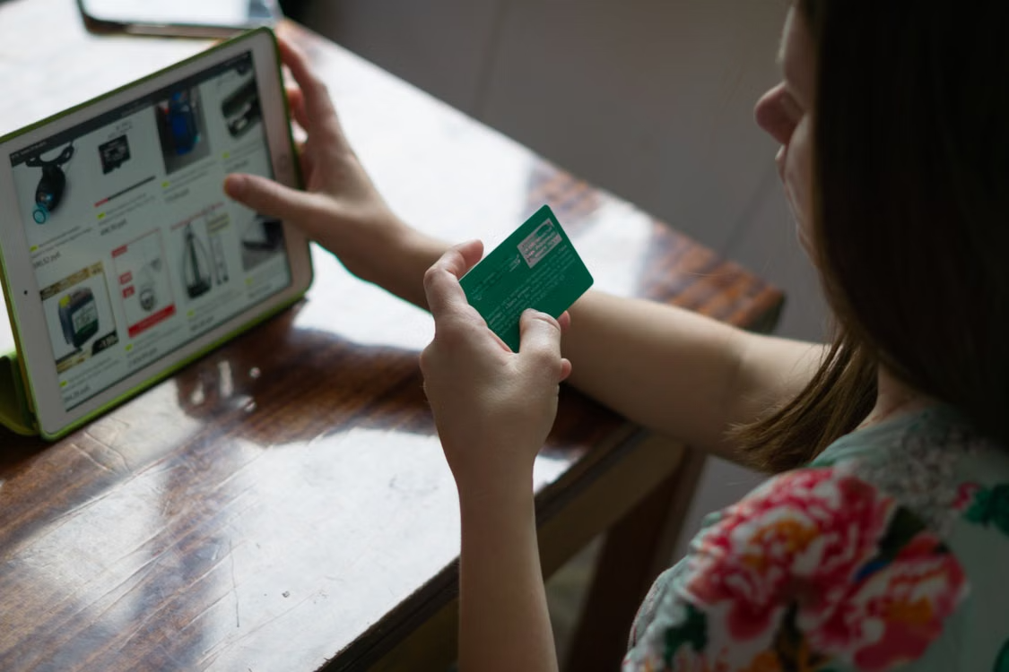 ONLINE CONSUMER BEHAVIOUR
